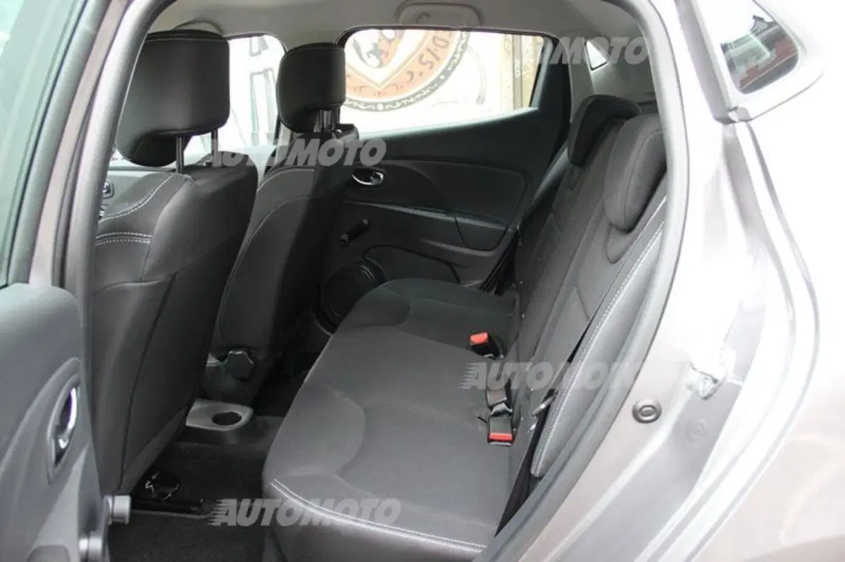 Renault Clio Costume National (61)