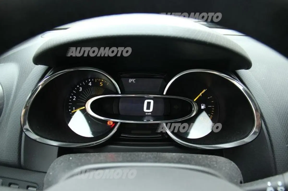 Renault Clio Costume National (71)