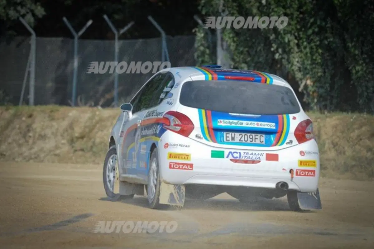 Peugeot 208 R5 ed R2 (5)