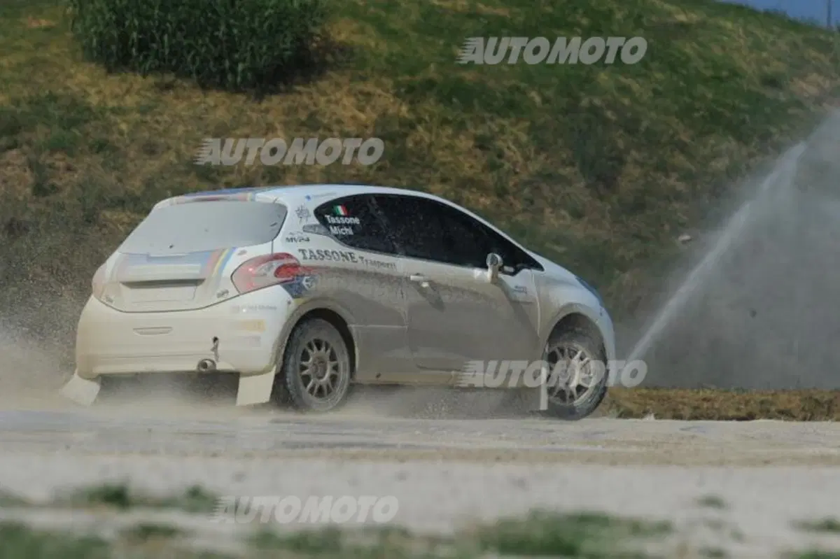 Peugeot 208 R5 ed R2 (15)