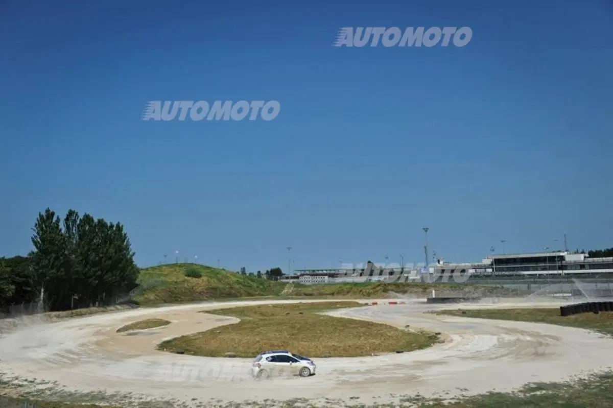Peugeot 208 R5 ed R2 (16)