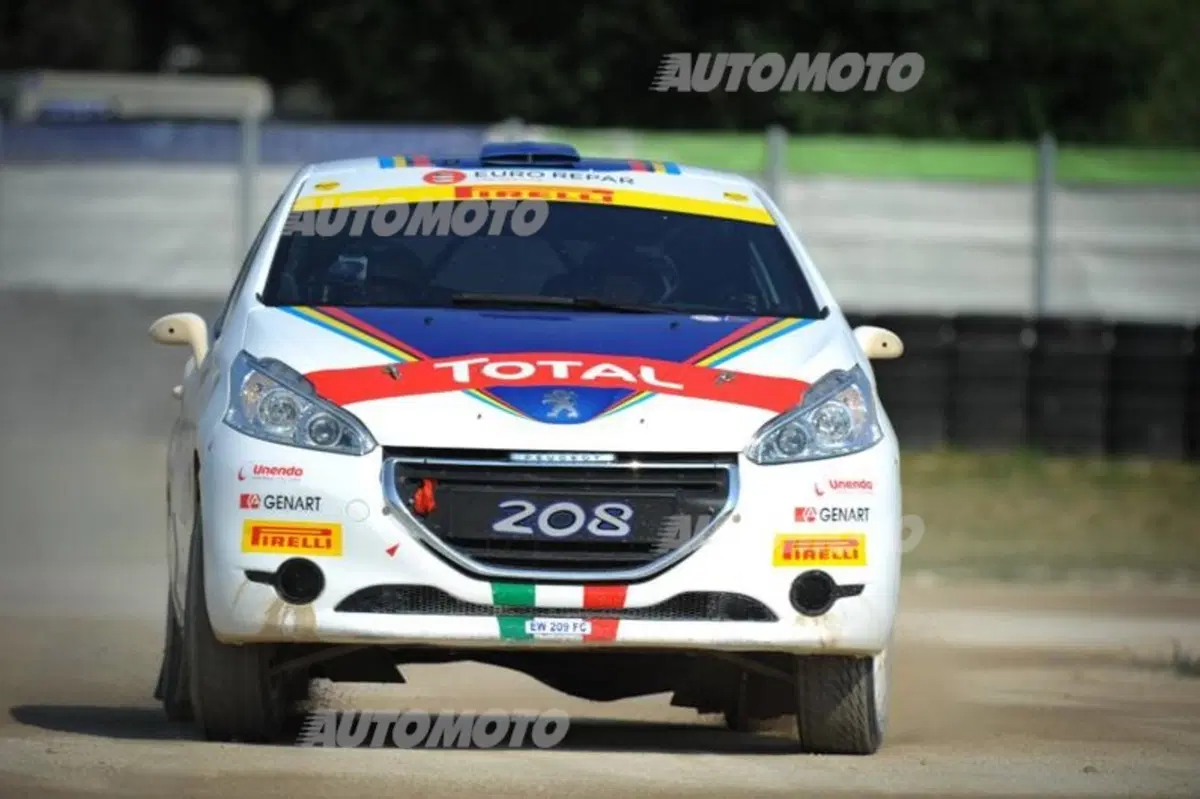 Peugeot 208 R5 ed R2 (21)