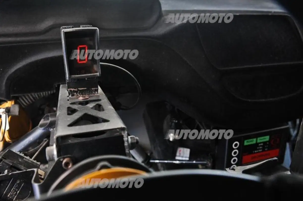 Peugeot 208 R5 ed R2 (79)
