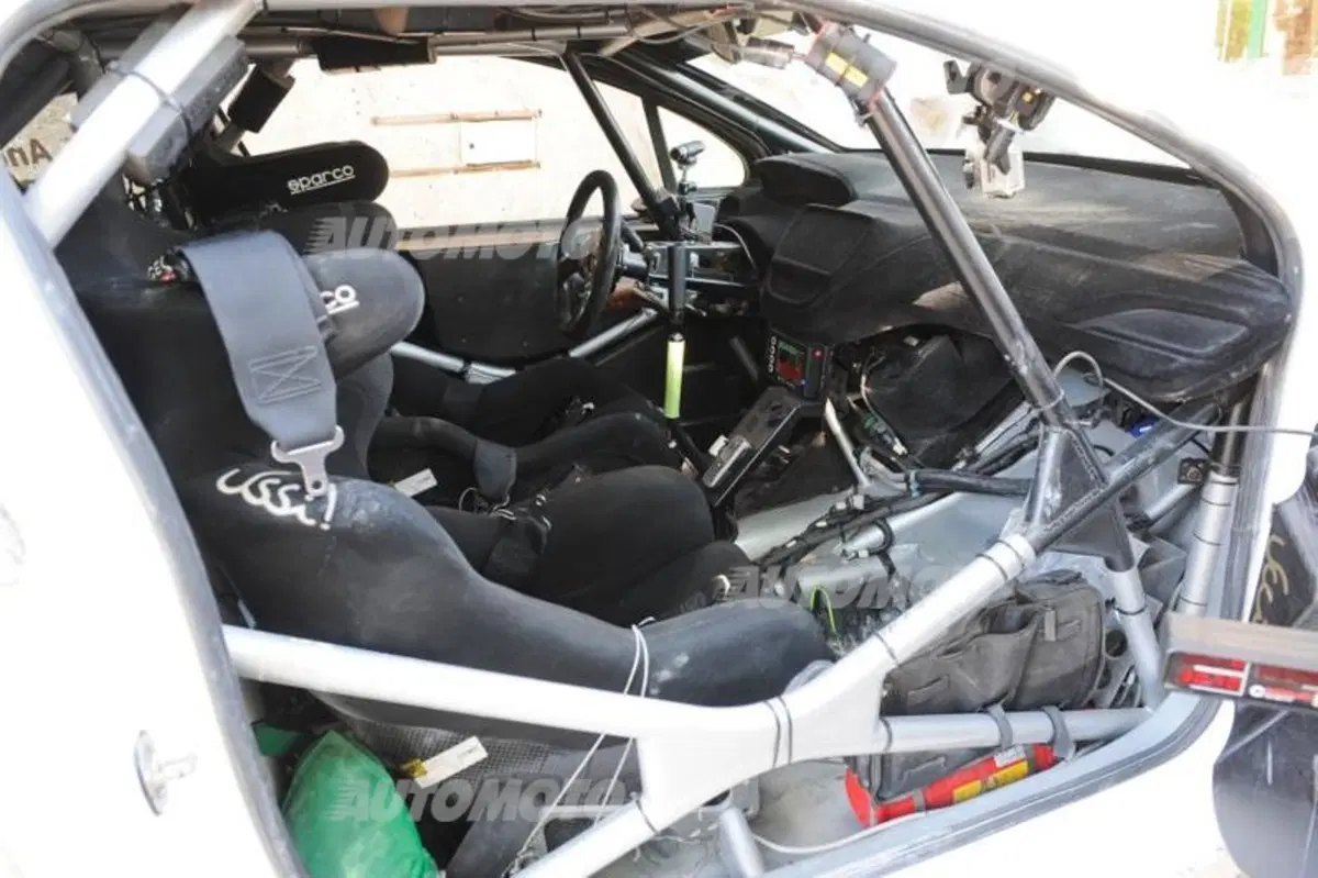 Peugeot 208 R5 ed R2 (105)