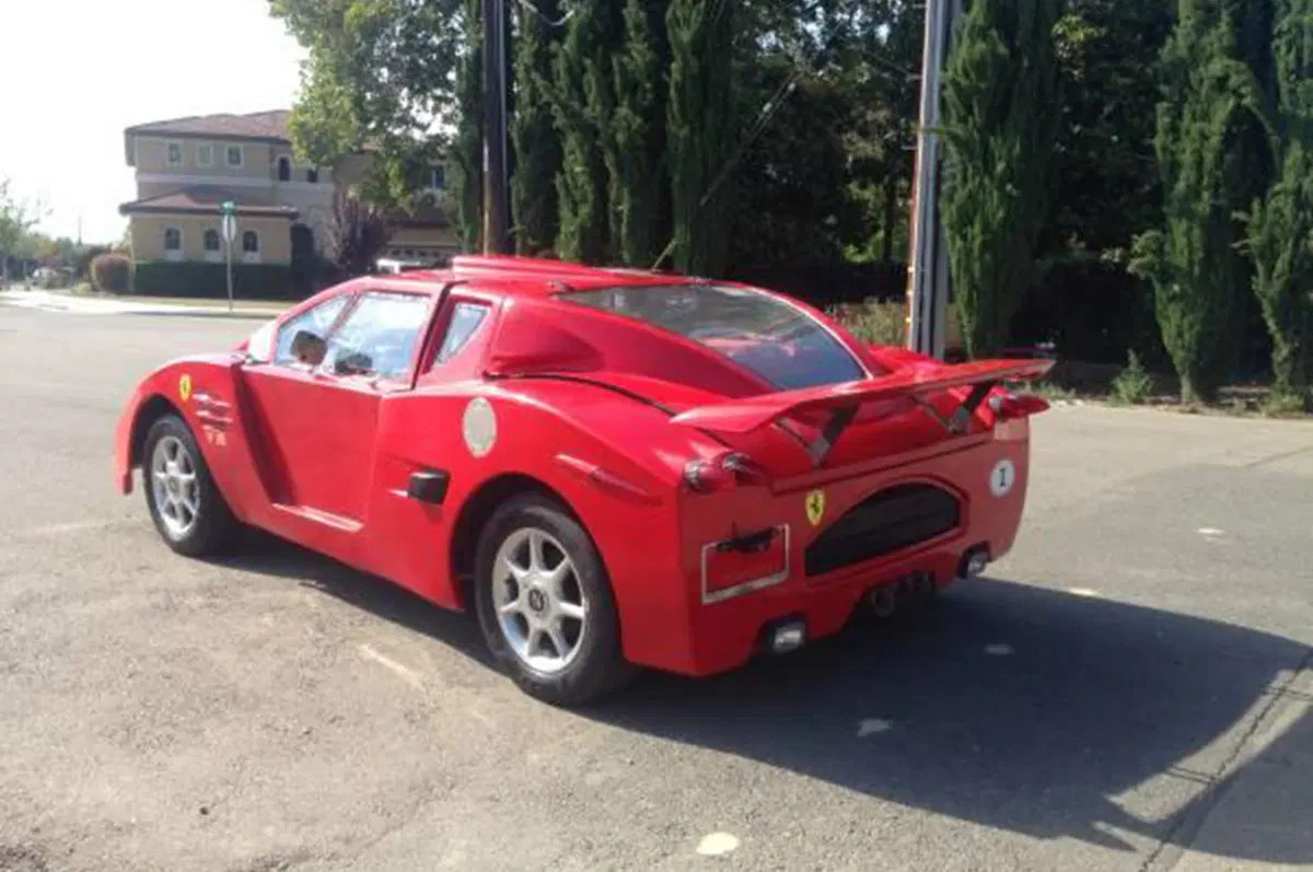 Ferrari Enzo: quando la replica è agghiacciante (8)
