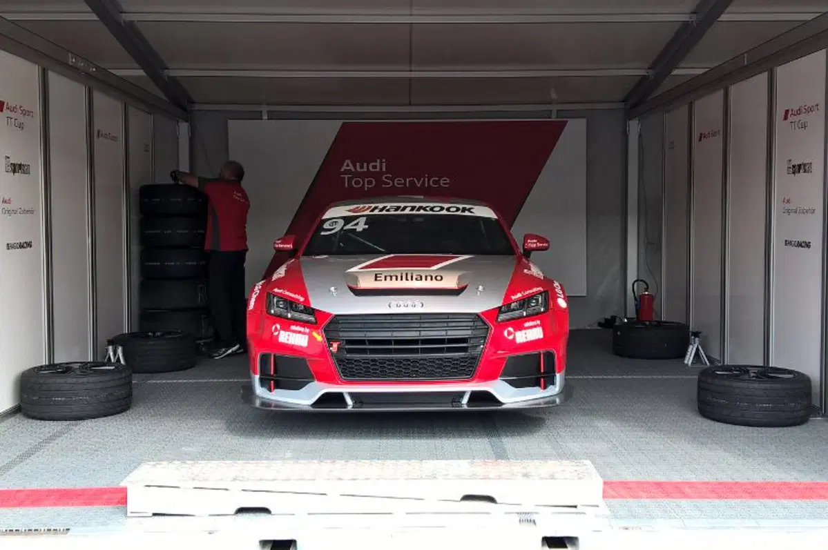 Audi TT Cup. Zeltweg, libere: il nostro Perucca è a 1”2 dalla vetta (6)