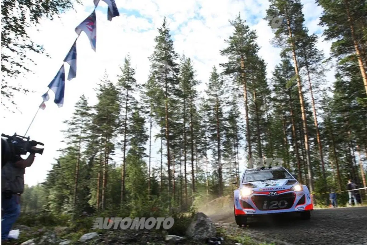 WRC Finlandia. Primo Round a Latvala (VW Polo R) (30)