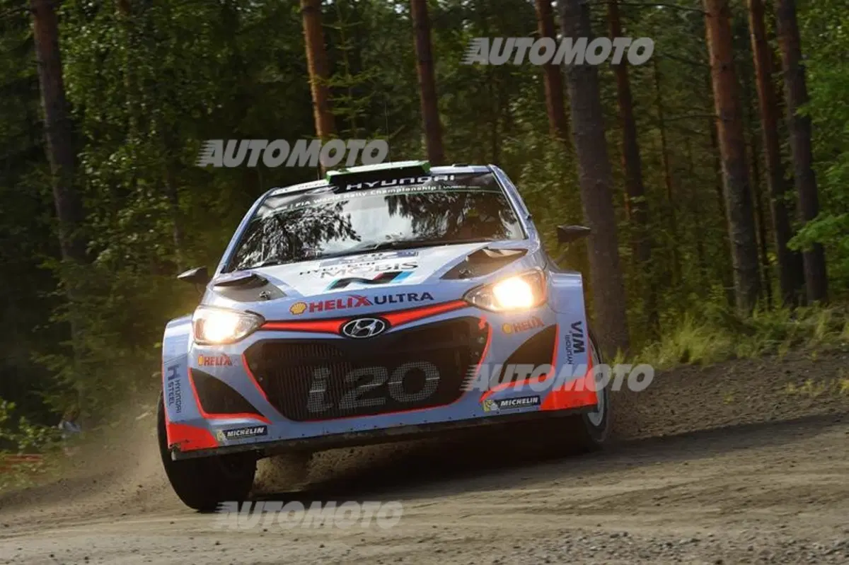 WRC Finlandia. Primo Round a Latvala (VW Polo R) (32)
