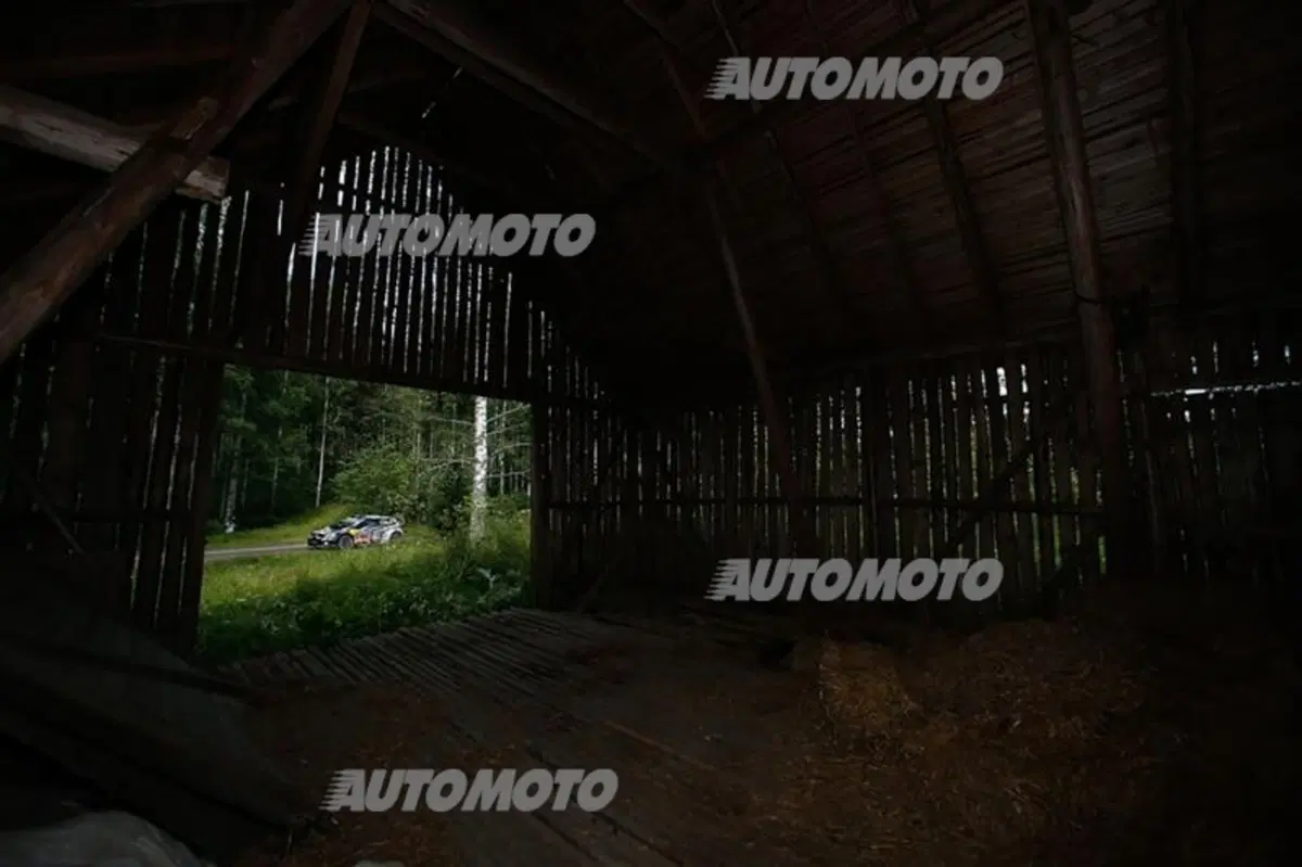 WRC Finlandia. Latvala (VW Polo R) a un passo dalla vittoria (17)