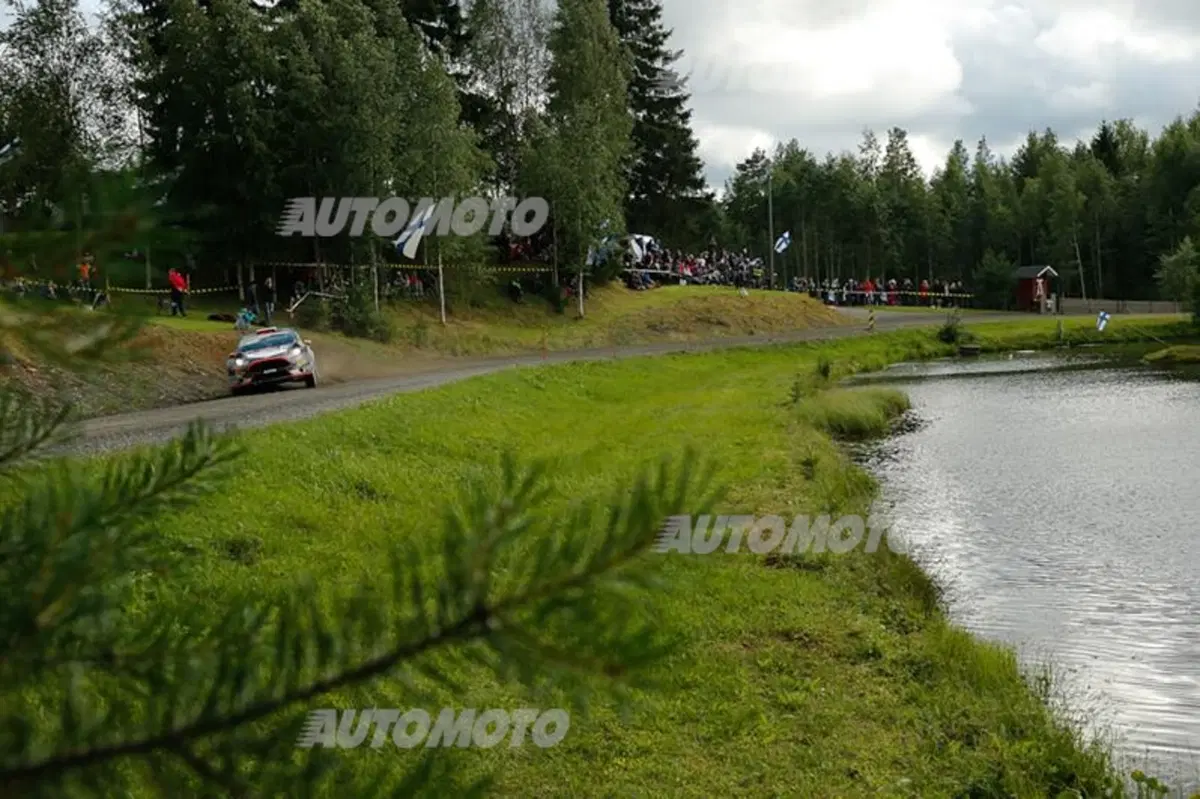 WRC Finlandia. Latvala (VW Polo R) a un passo dalla vittoria (40)