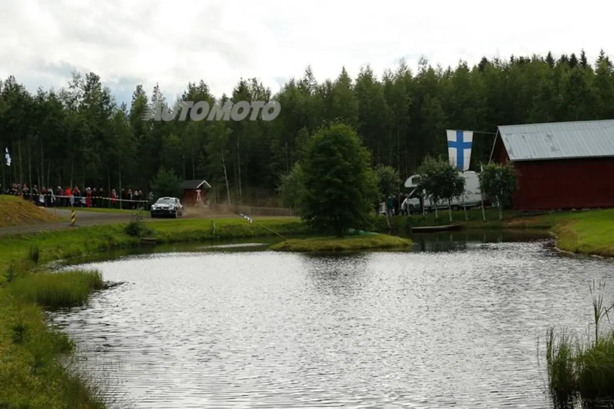 WRC Finlandia. Latvala (VW Polo R) a un passo dalla vittoria (42)