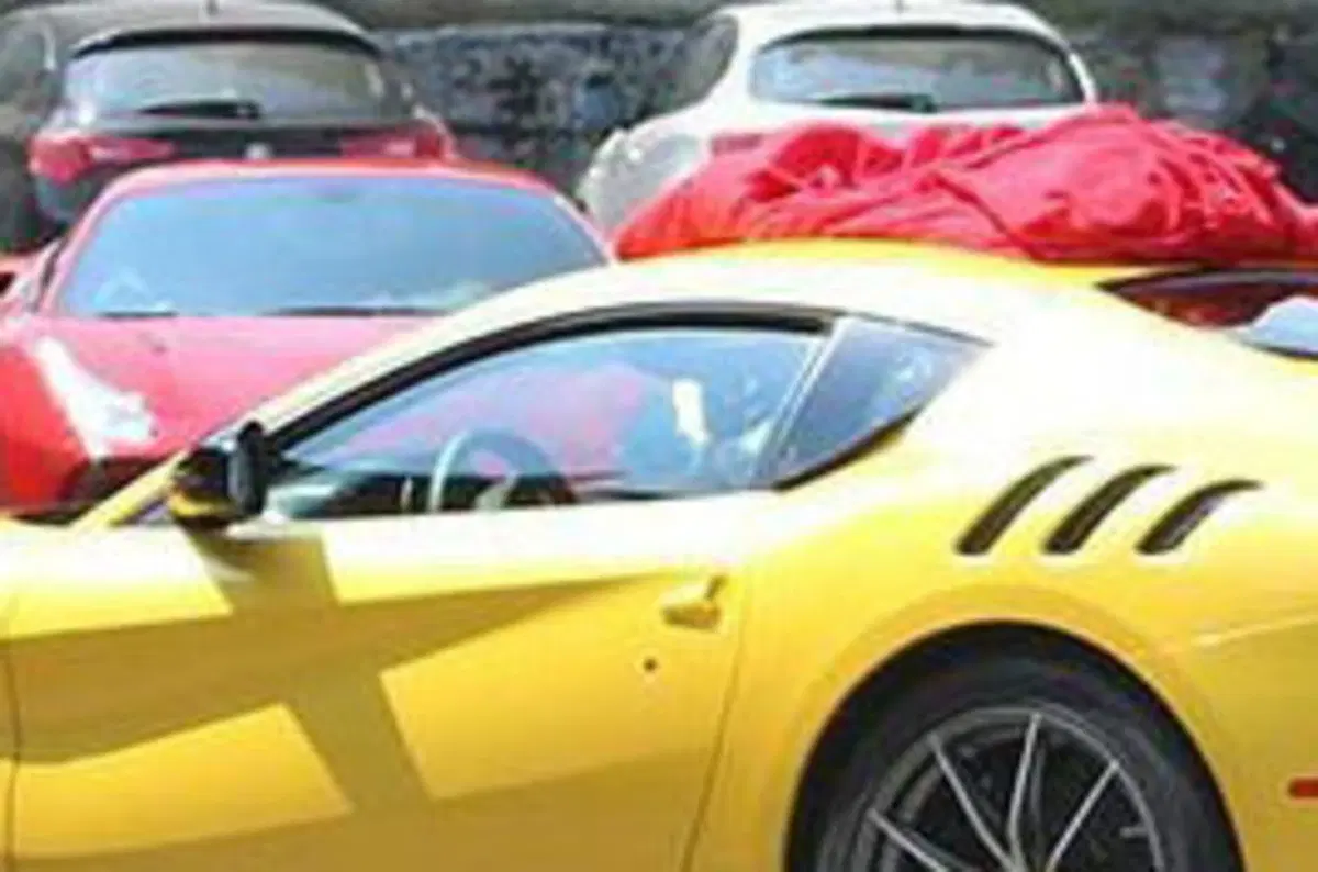 Ferrari F12: spiata la Speciale senza camuffamenti