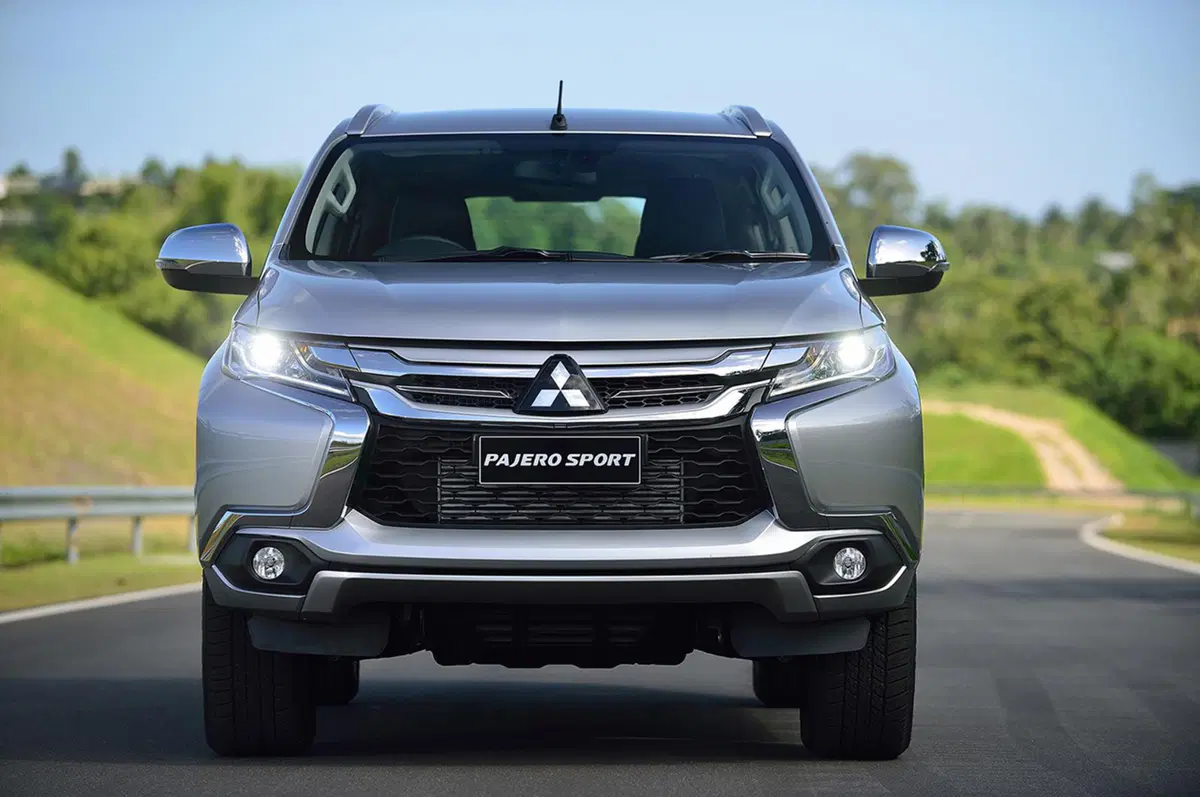 Mitsubishi Pajero Sport: il SUV dei tre diamanti torna a splendere (24)