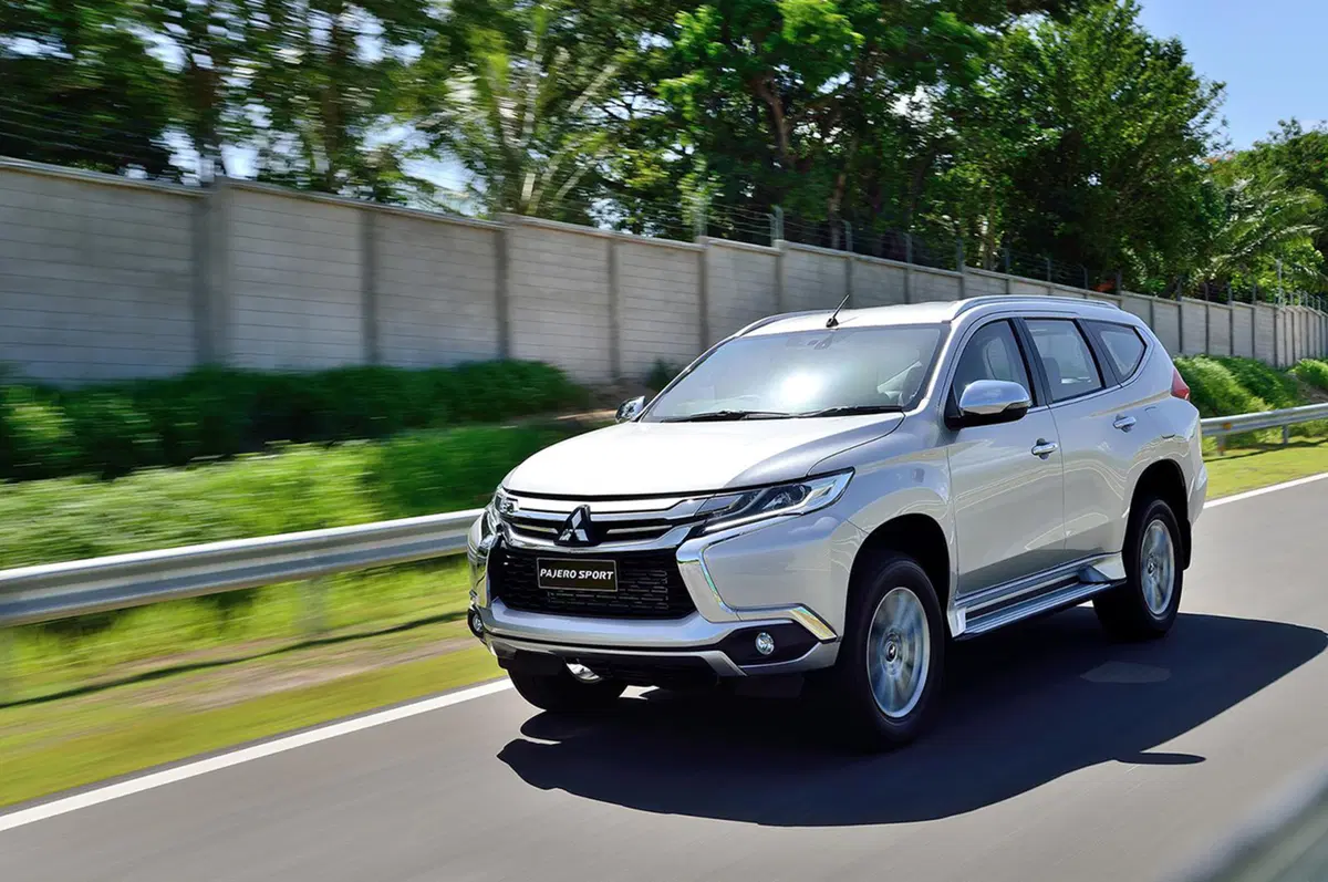 Mitsubishi Pajero Sport: il SUV dei tre diamanti torna a splendere (31)