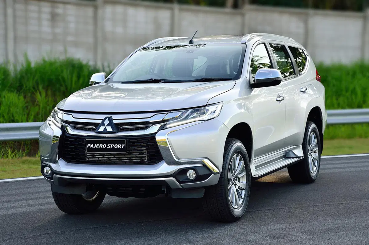 Mitsubishi Pajero Sport: il SUV dei tre diamanti torna a splendere (41)