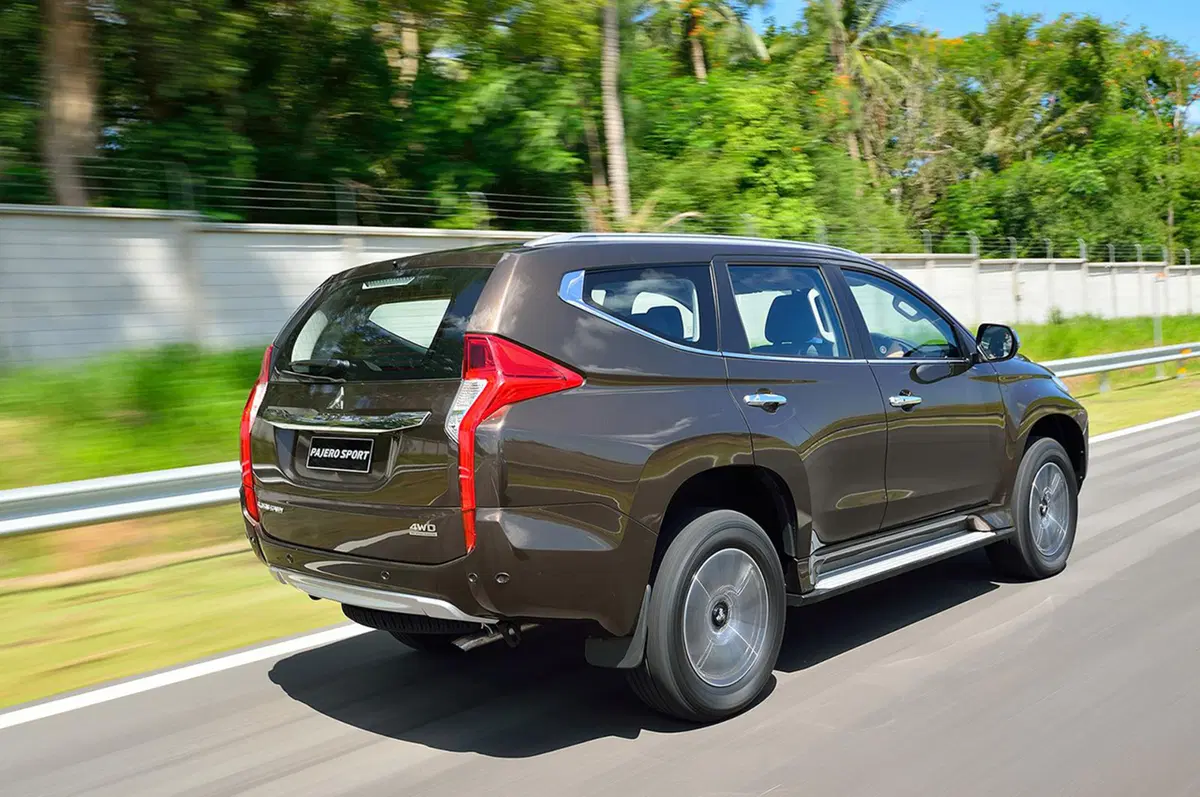 Mitsubishi Pajero Sport: il SUV dei tre diamanti torna a splendere (42)