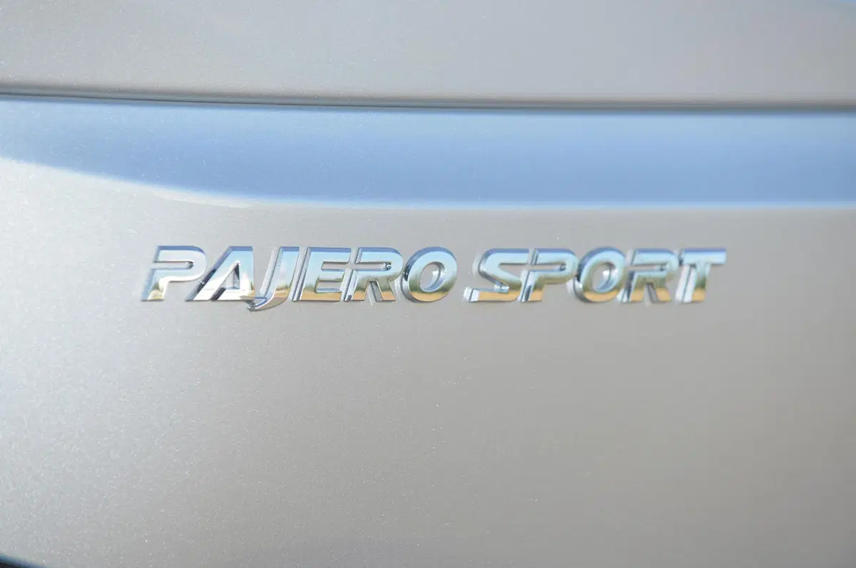 Mitsubishi Pajero Sport: il SUV dei tre diamanti torna a splendere (64)
