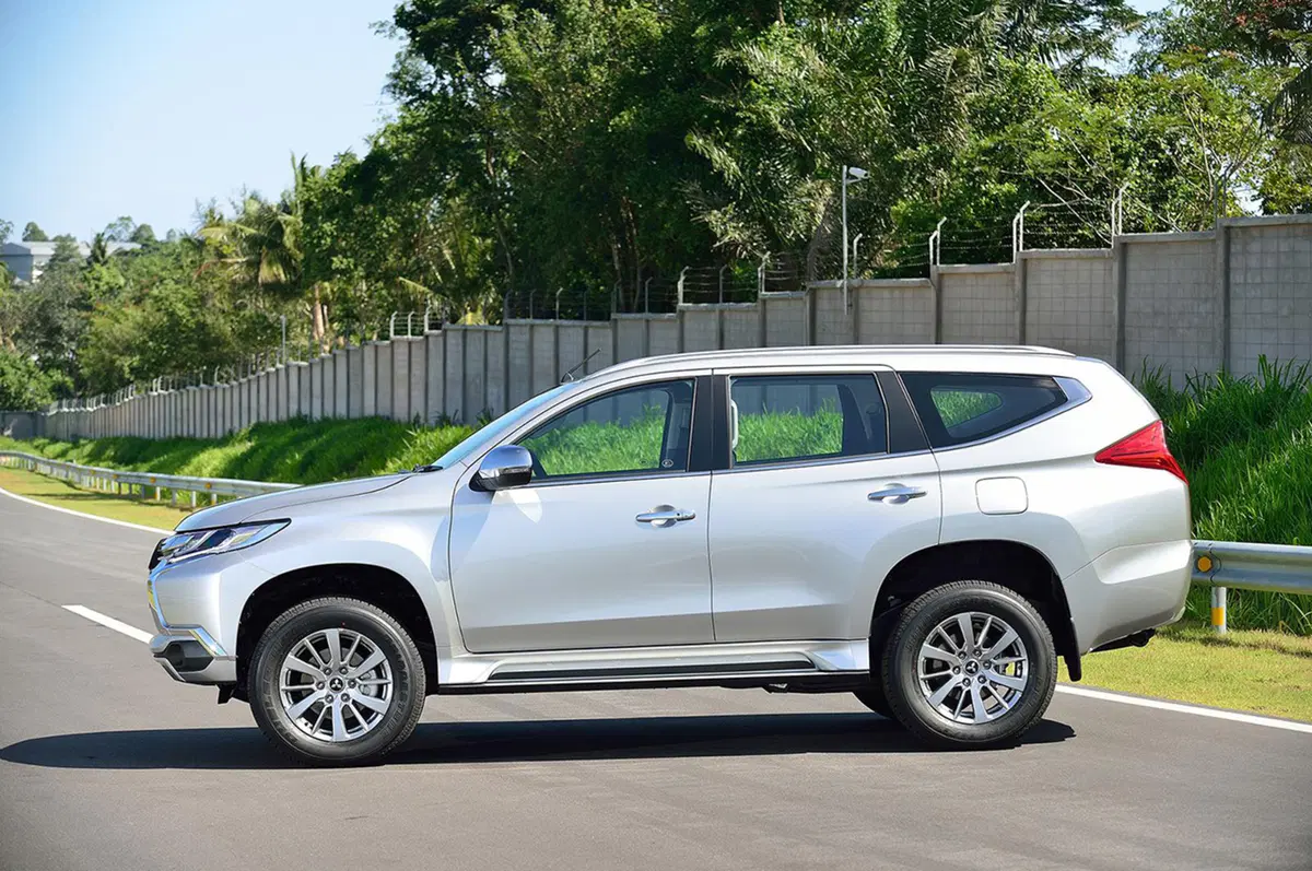 Mitsubishi Pajero Sport: il SUV dei tre diamanti torna a splendere (75)