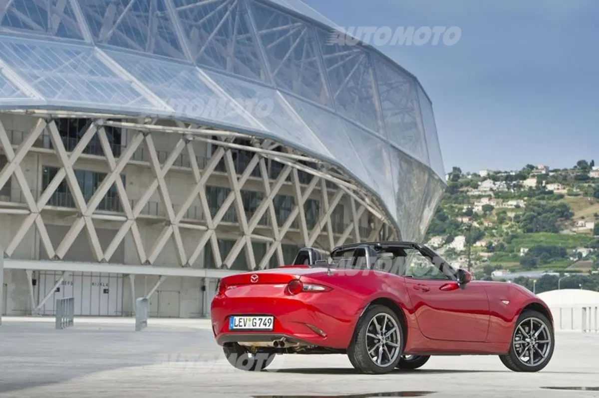 Nuova Mazda MX-5 [VIDEO] (12)