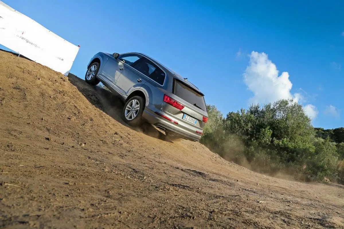 Nuova Audi Q7 [VIDEO] (8)