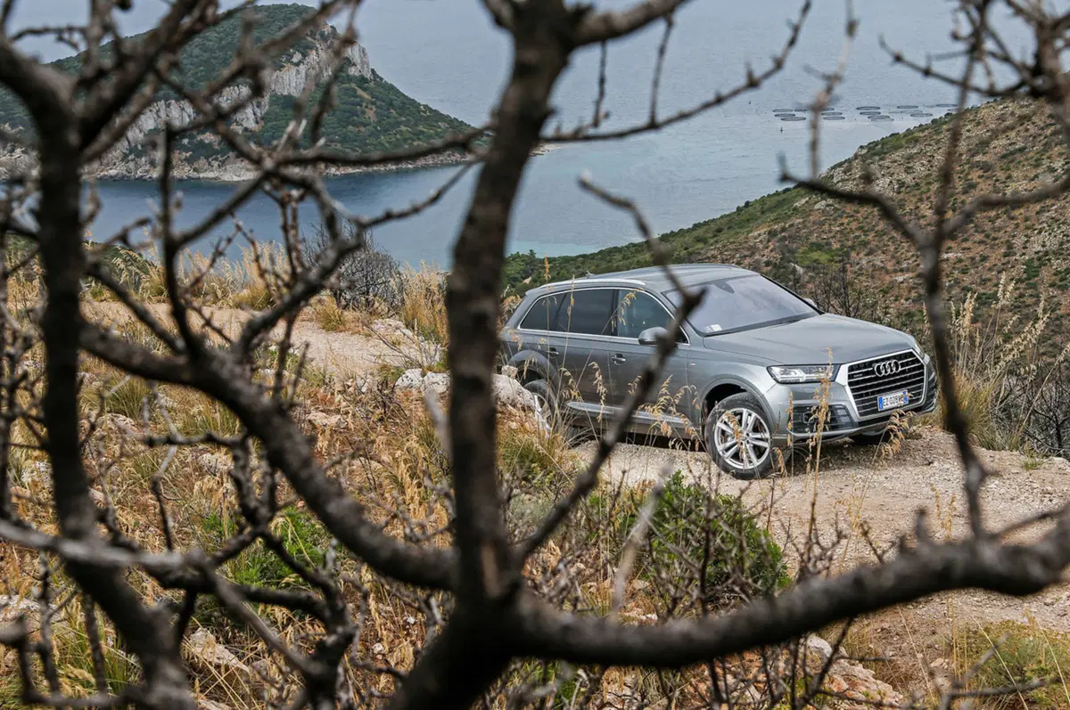 Nuova Audi Q7 [VIDEO] (23)