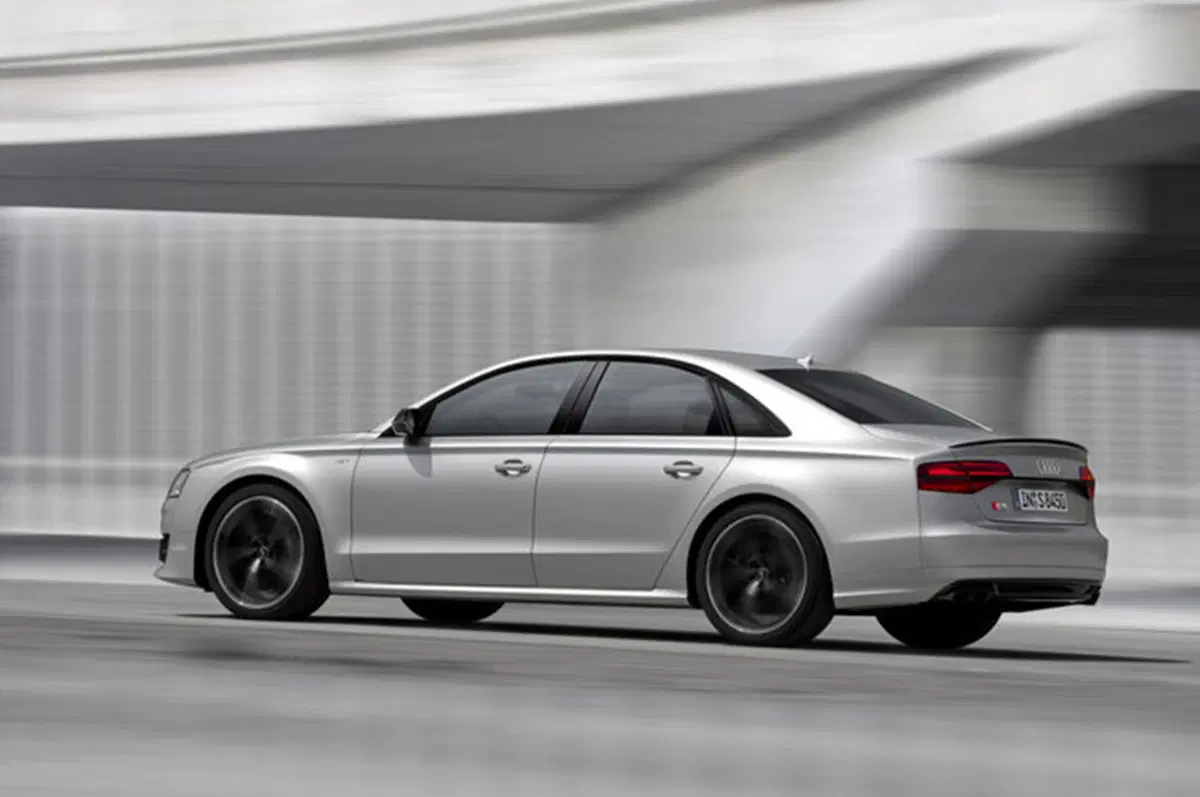 Audi S8 Plus: l’ammiraglia da 605 cavalli (2)