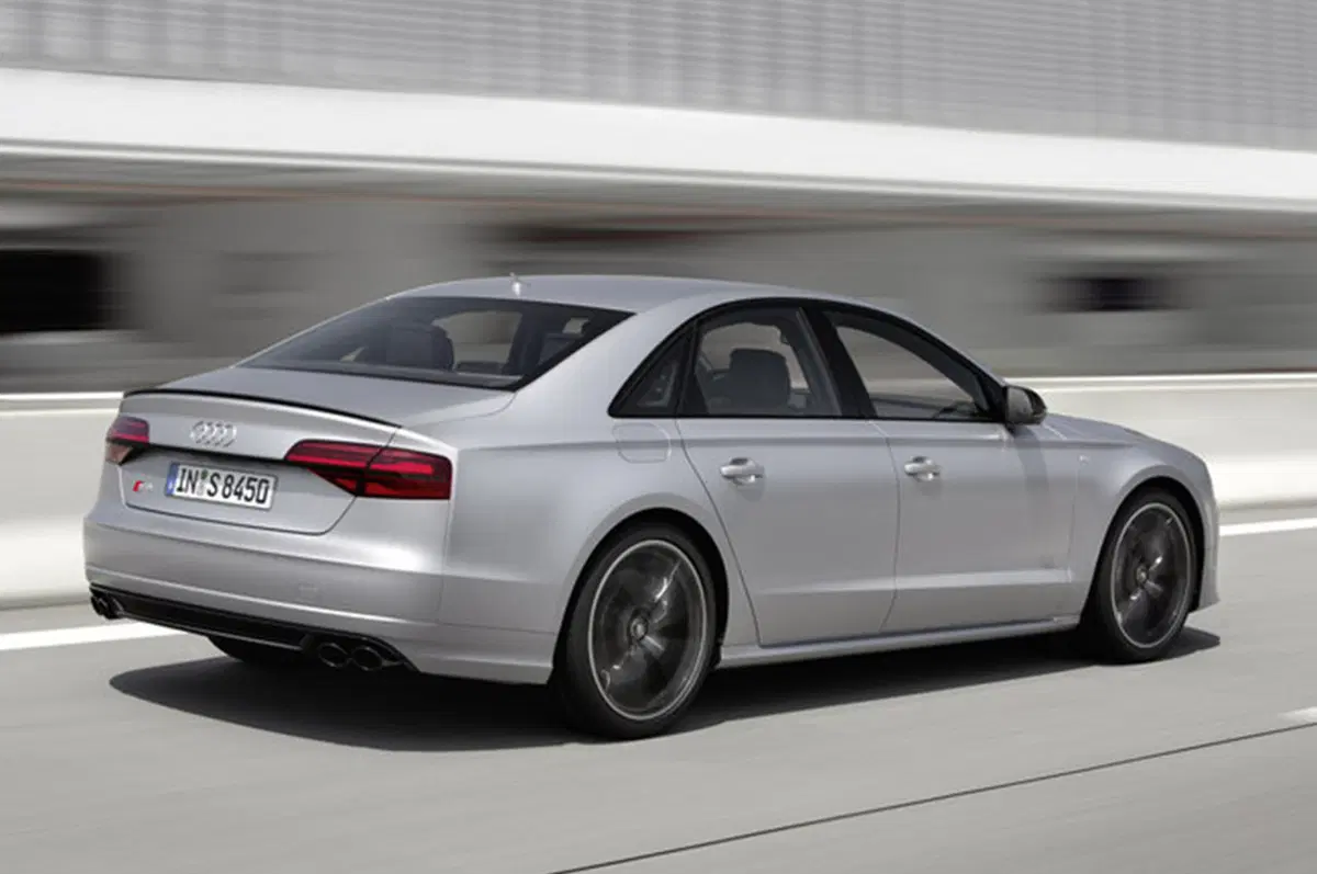 Audi S8 Plus: l’ammiraglia da 605 cavalli (5)