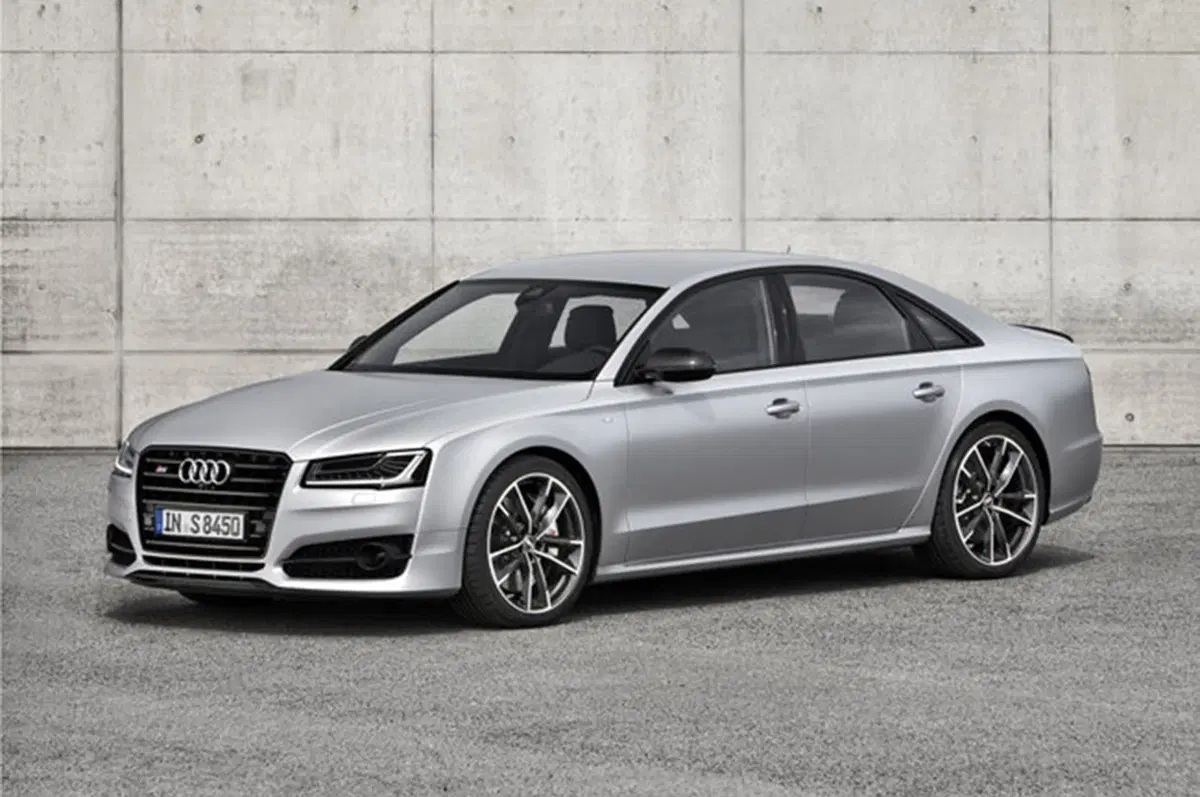 Audi S8 Plus: l’ammiraglia da 605 cavalli (9)