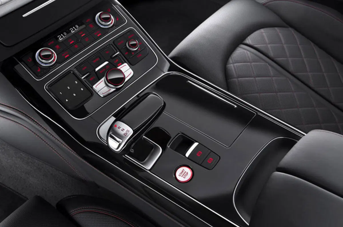 Audi S8 Plus: l’ammiraglia da 605 cavalli (20)