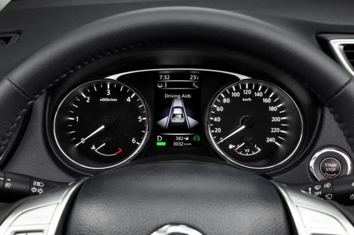 Nissan X-Trail 1.6 DIG-T: un crossover da 163 cavalli (9)