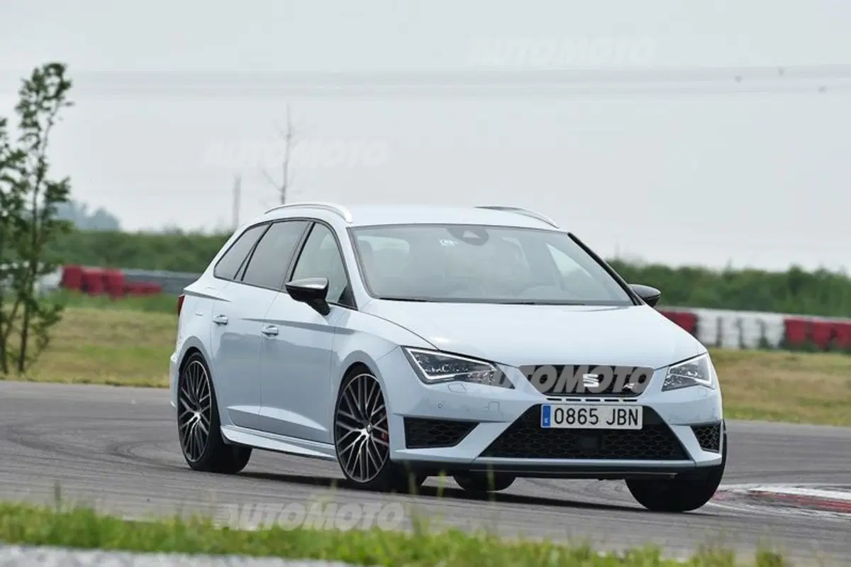 Seat Leon Cupra ST [VIDEO] (5)