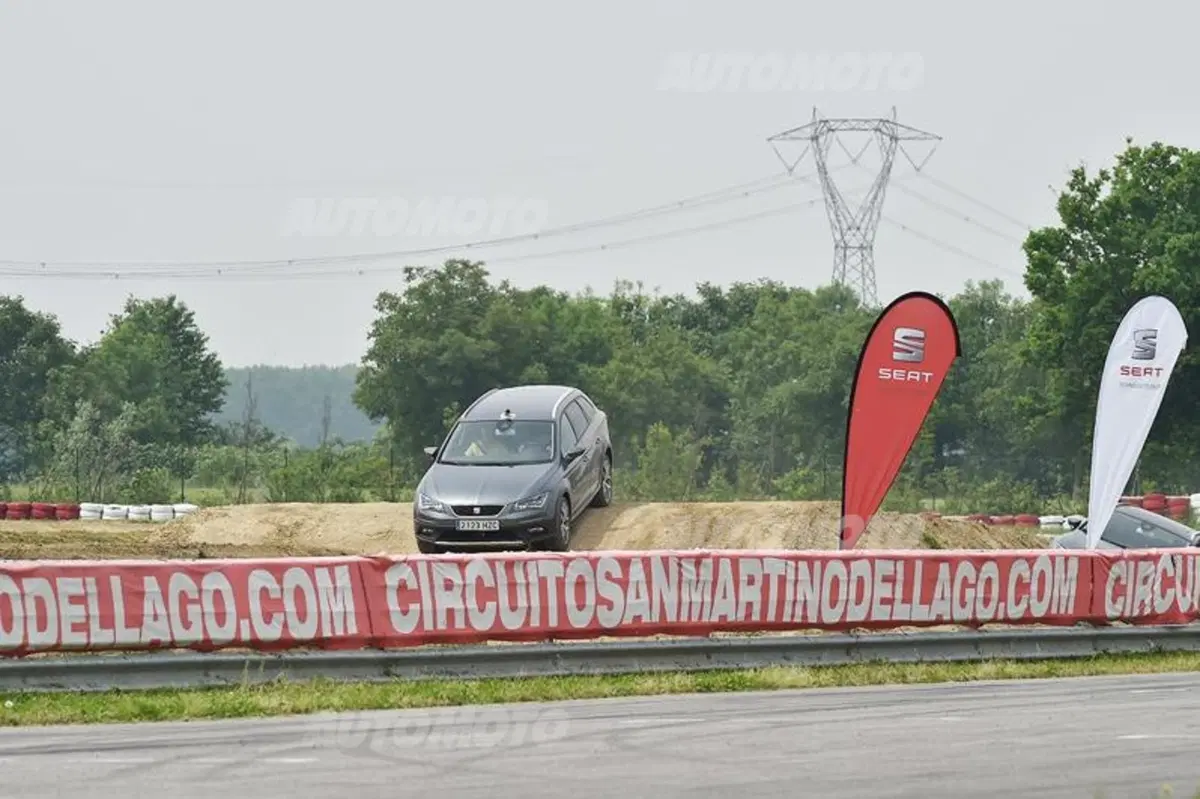 Seat Leon Cupra ST [VIDEO] (6)