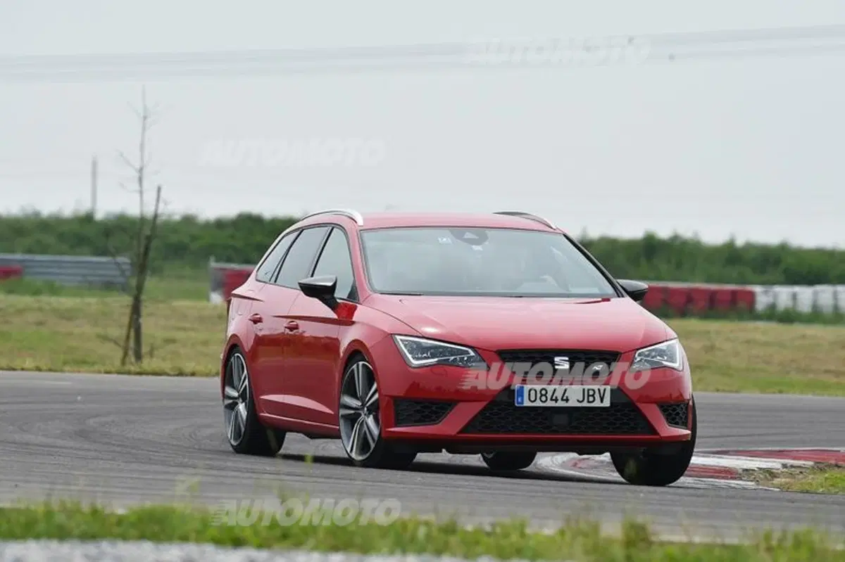 Seat Leon Cupra ST [VIDEO] (7)