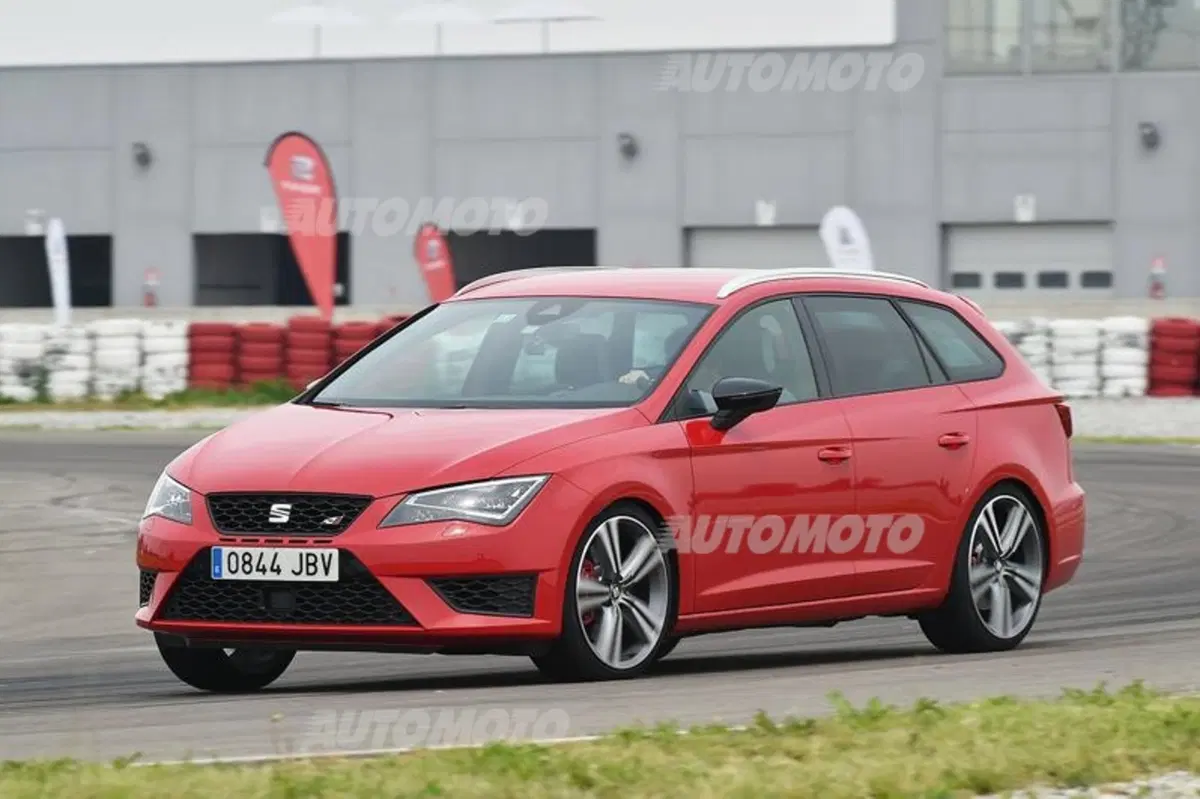 Seat Leon Cupra ST [VIDEO] (13)