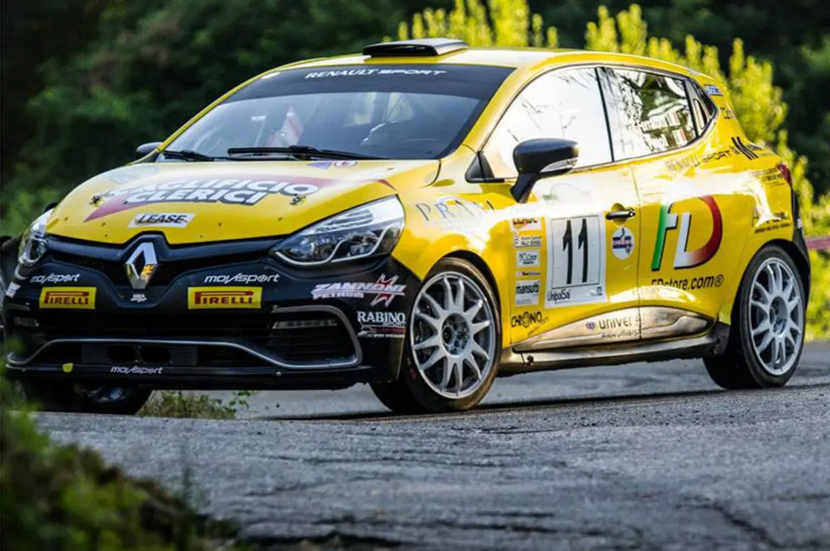Renault Clio R3T e Clio RS 220 EDC Trophy [VIDEO] (9)