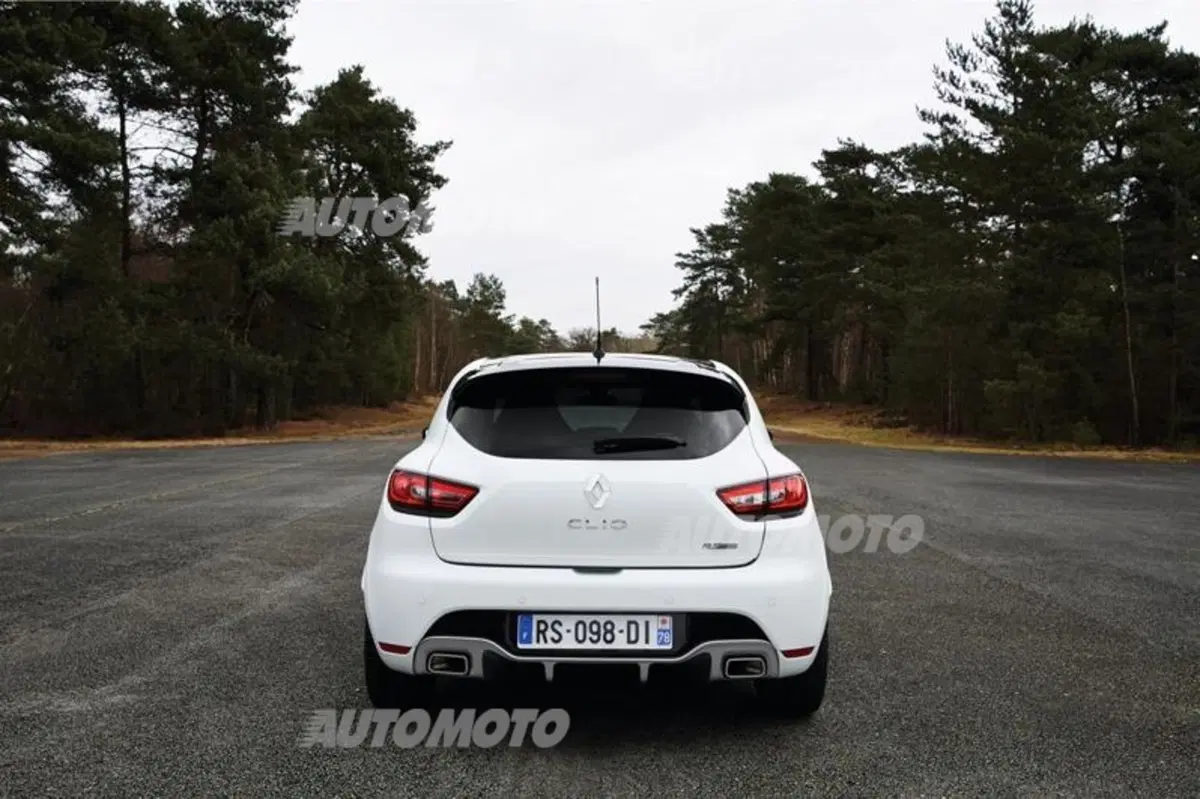 Renault Clio R3T e Clio RS 220 EDC Trophy [VIDEO] (21)