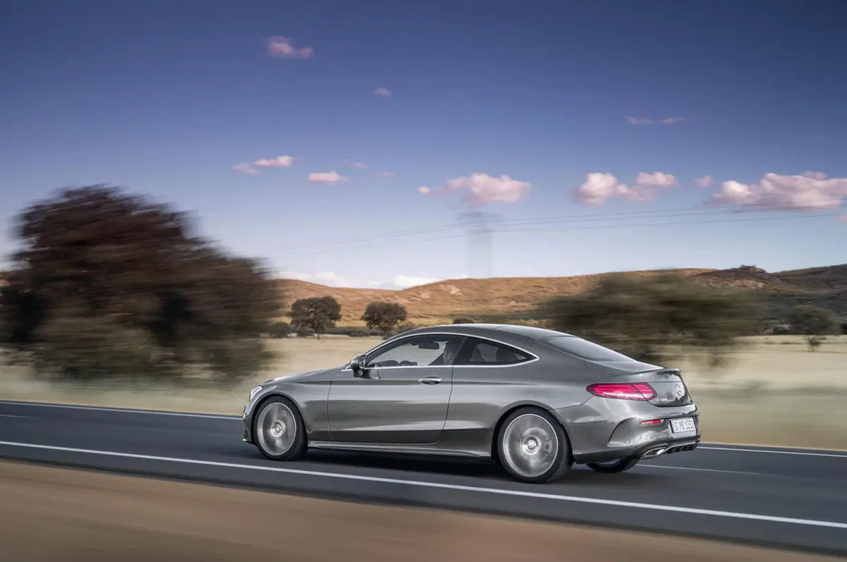 Mercedes Classe C Coupé: ecco la nuova nata di Stoccarda (19)