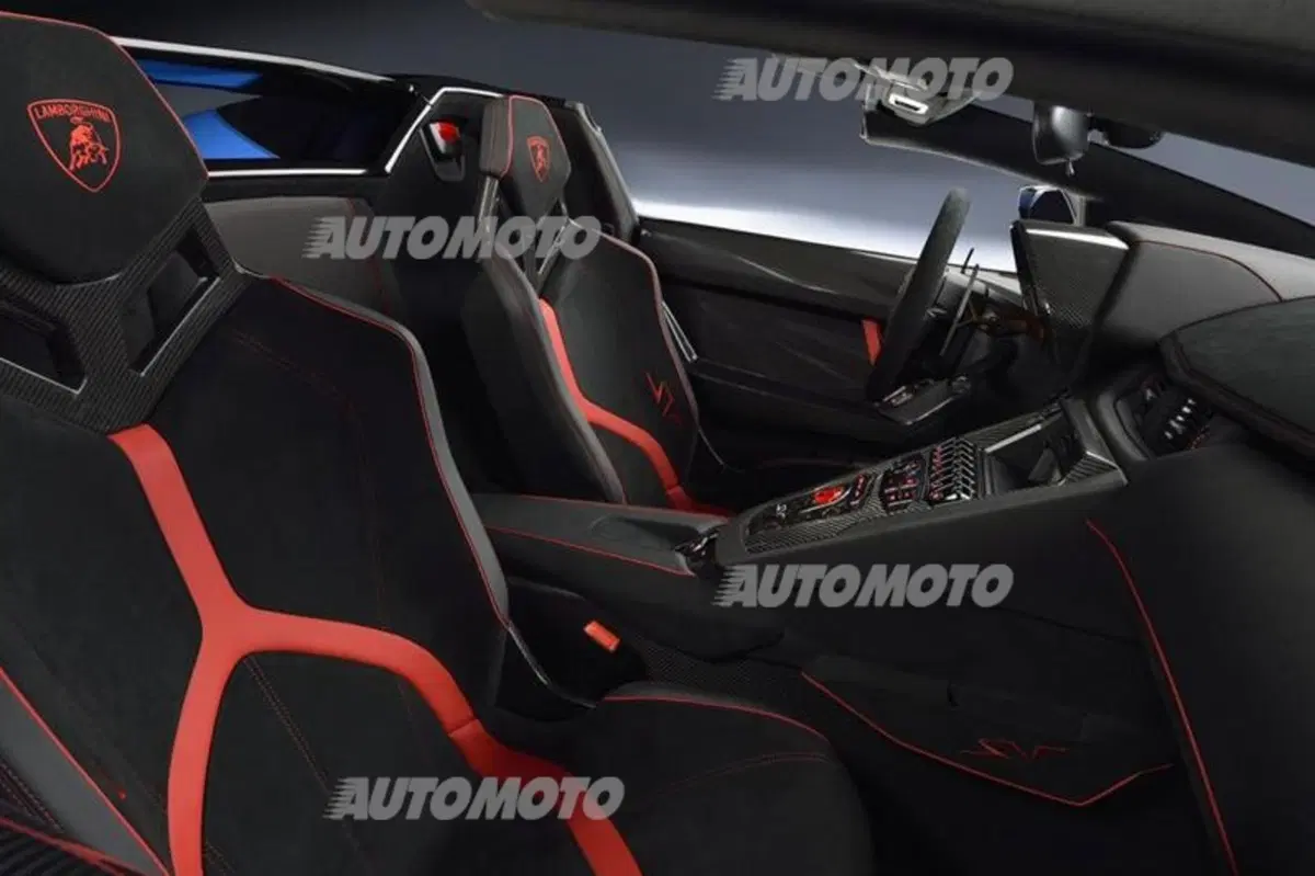 Lamborghini Aventador LP 750-4 Superveloce Roadster, in cabrio a 350 km/h (8)