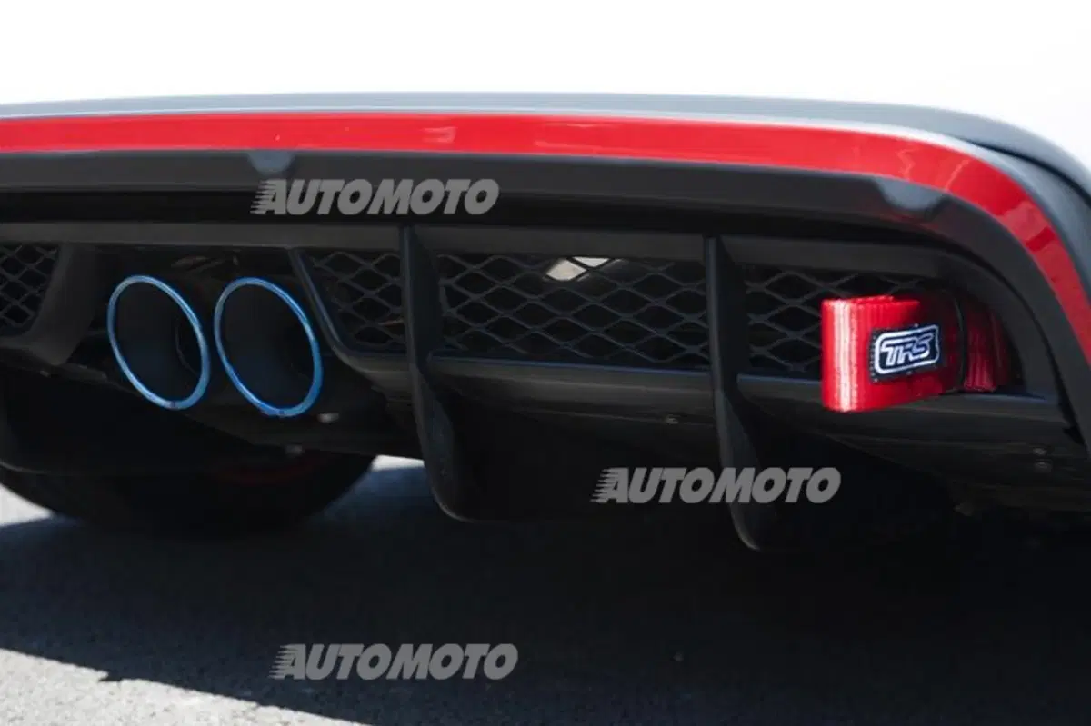 Lotus Exige 360 Cup, va su strada ma nasce in pista (7)