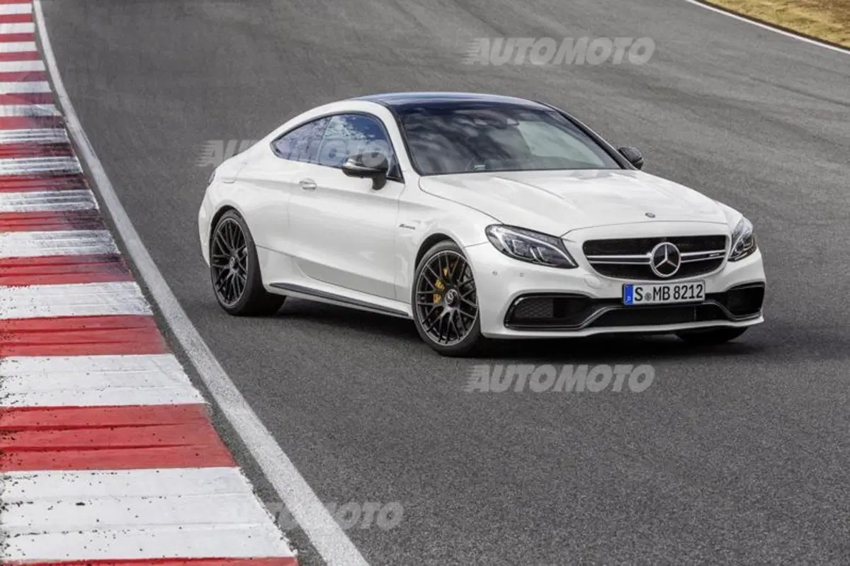 Mercedes AMG C 63 Coupé, estremamente AMG (13)