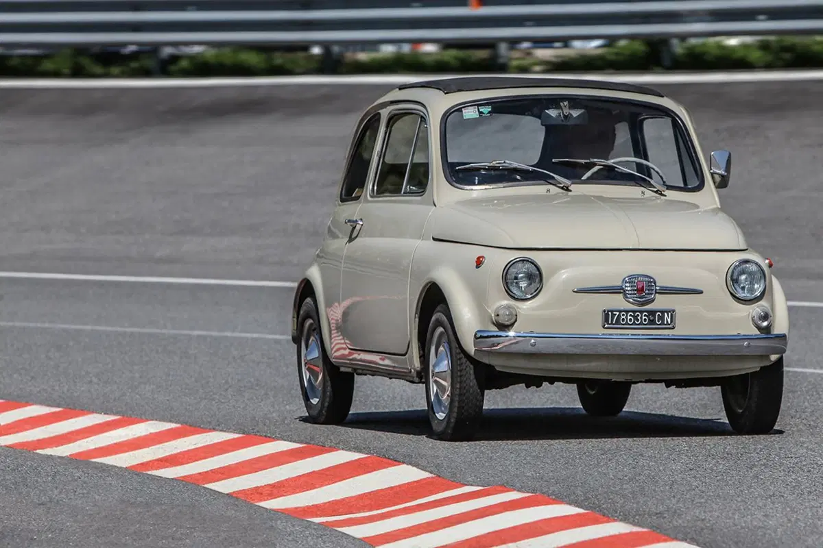 La Fiat 500 nella collezione permanente del MoMa di New York (9)