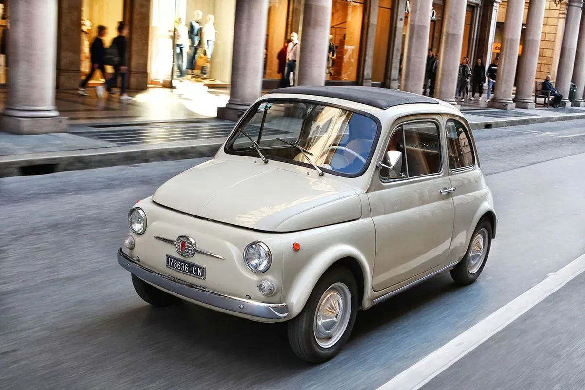 La Fiat 500 nella collezione permanente del MoMa di New York (12)