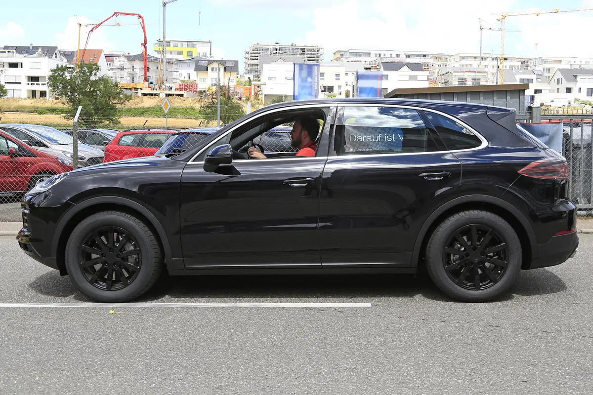 Porsche Cayenne, in arrivo il prossimo modello (5)