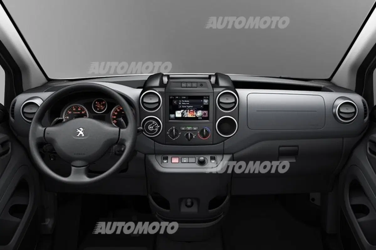 Peugeot Partner Tepee restyling (9)