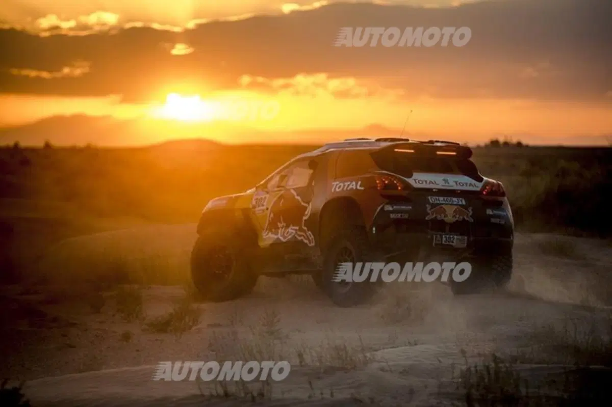 Dakar 2016. Intanto Peugeot schiera due 2008 DKR in Cina (10)