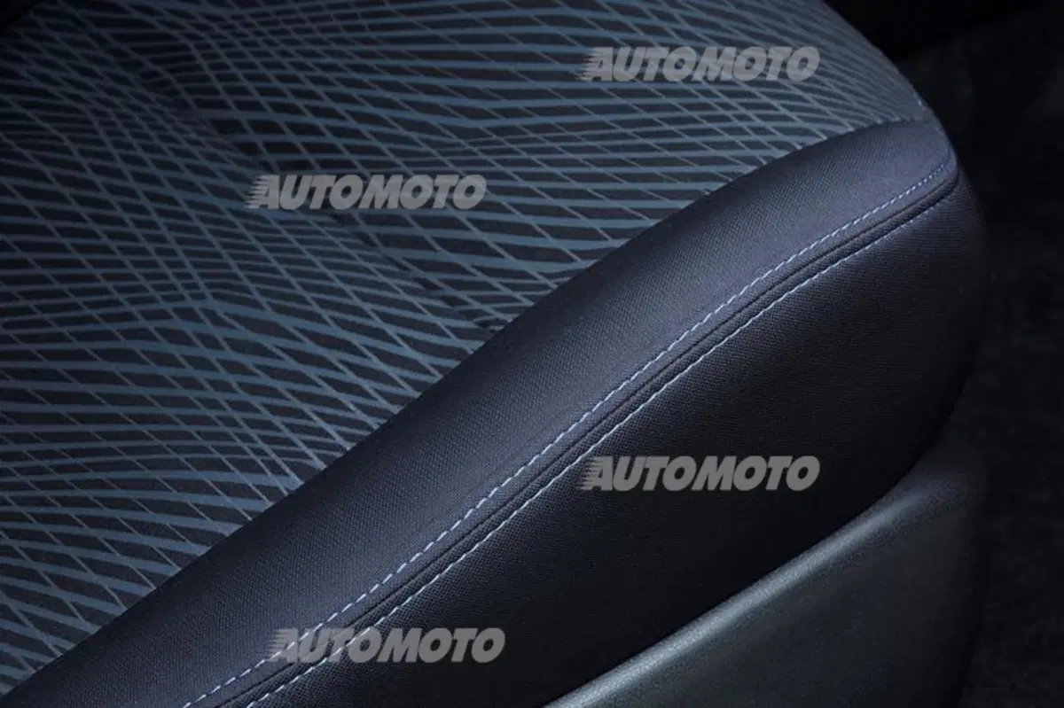 Nissan Micra n-tec: ecco il nuovo allestimento chic (9)