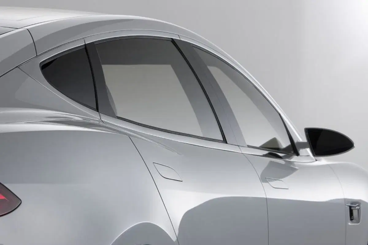 Tesla Model S, è record di autonomia con 728 km [VIDEO] (9)