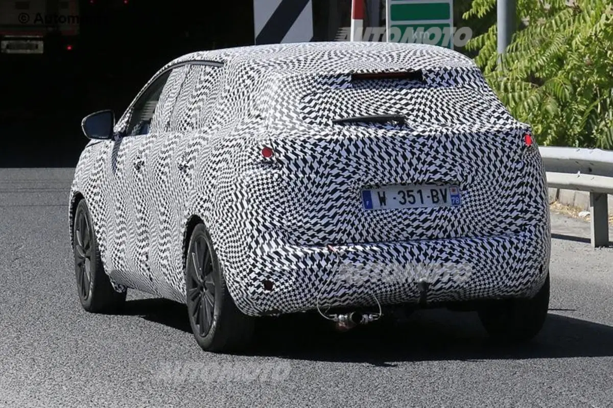 Peugeot 3008, la prossima generazione sarà più SUV (6)