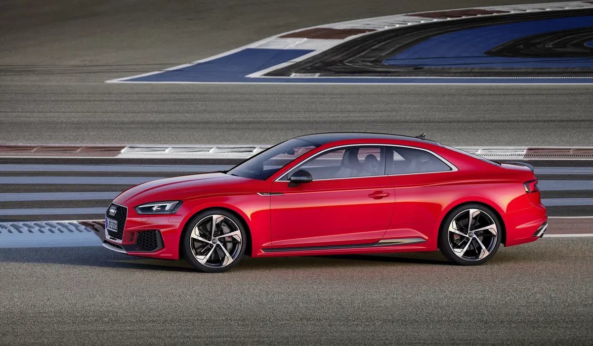 Nuova Audi RS5 2017, sovrasterza e diverte [Video primo test]