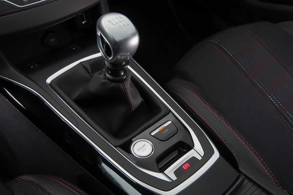 Peugeot 308 restyling 2017, tante novità: look, tecnologia, motore [Video primo test] (4)